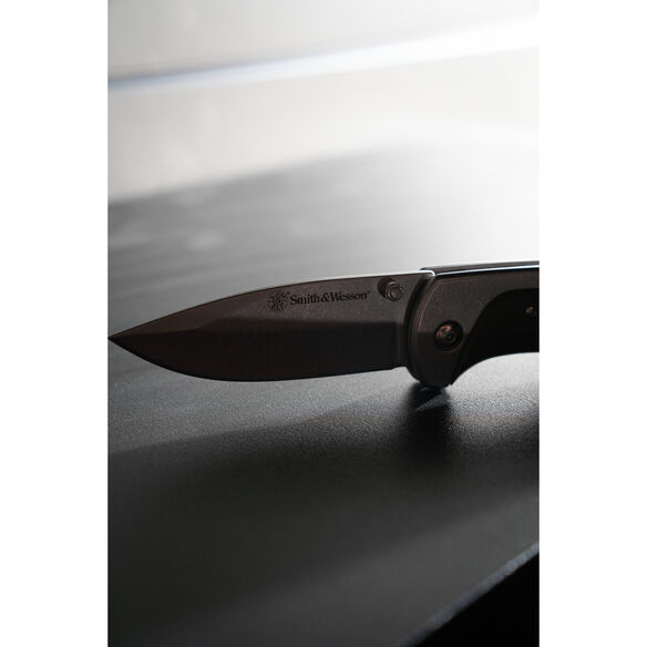 Smith & Wesson&reg; Freighter Folding Knife